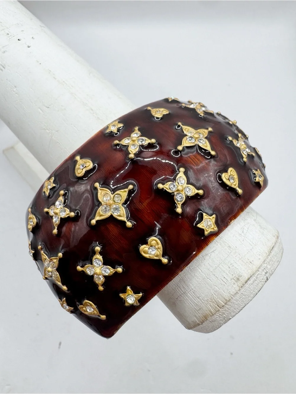 Kenneth Jay Lane Starlight enamel and rhinestone chunky hinged bangle bracelet